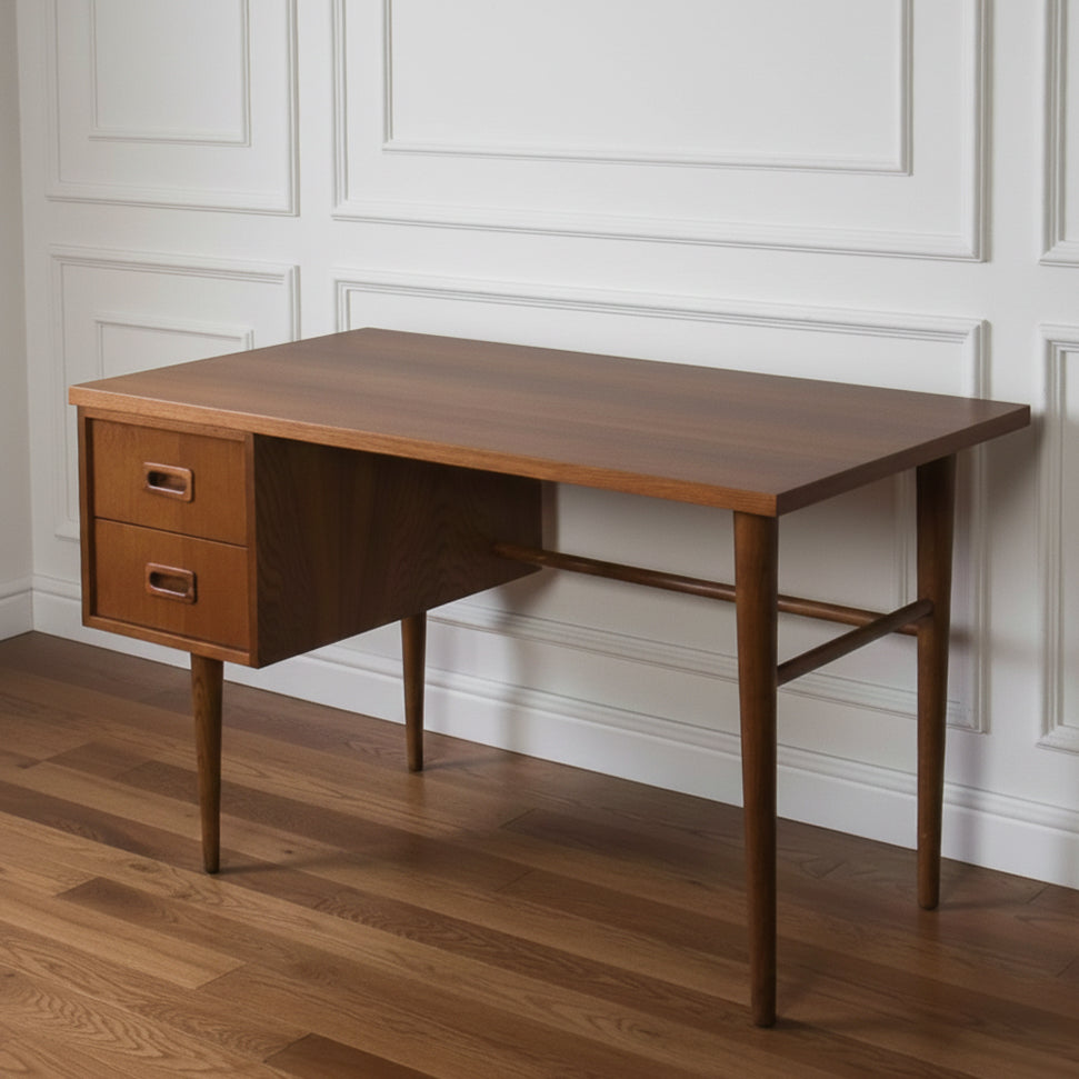 PAST desk