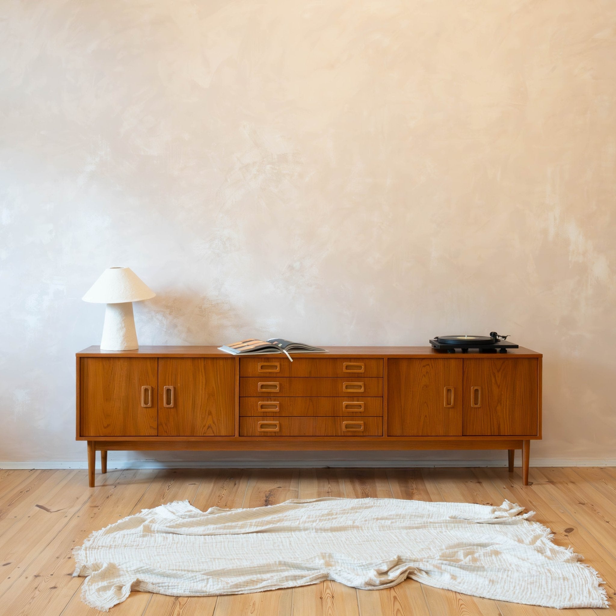 mid century modern dressoir MID CENTURY Sideboard Pastform Furniture