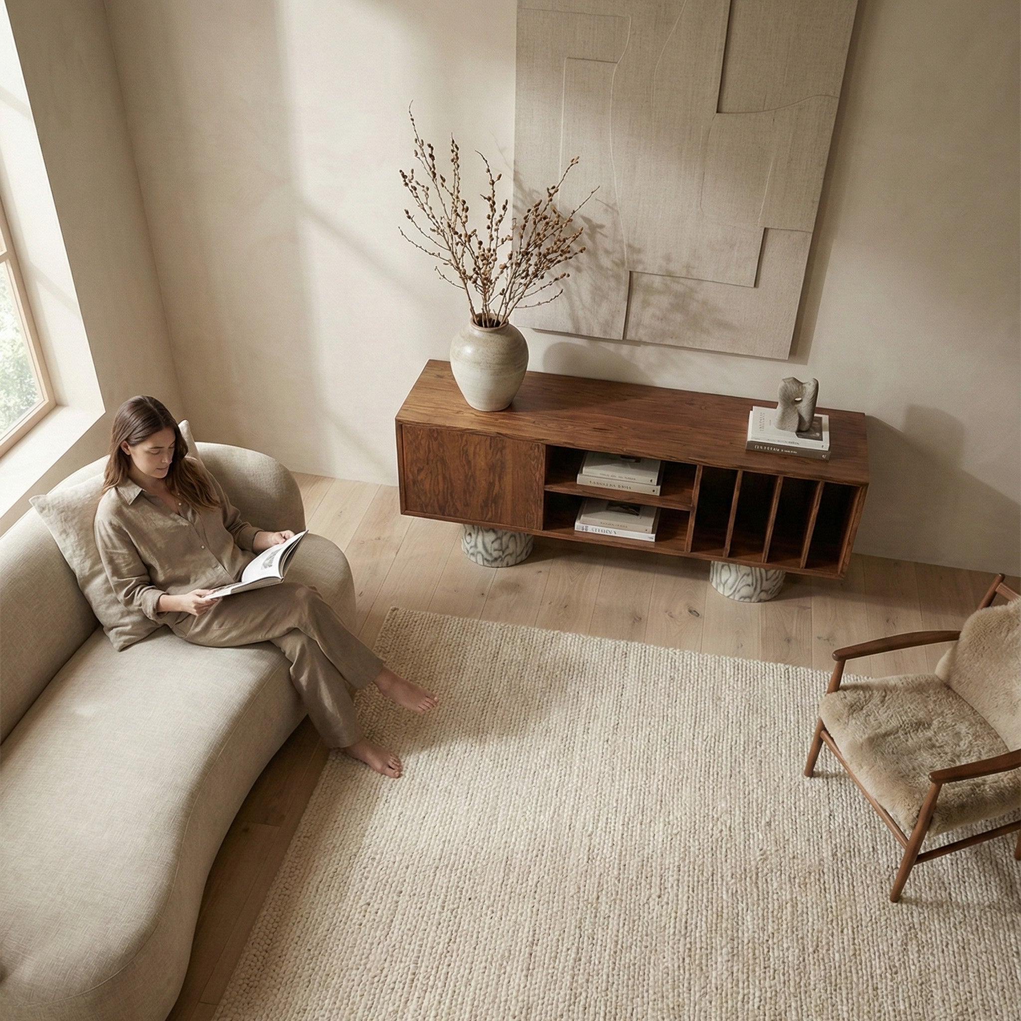 SOTA VINYL TV Sideboard